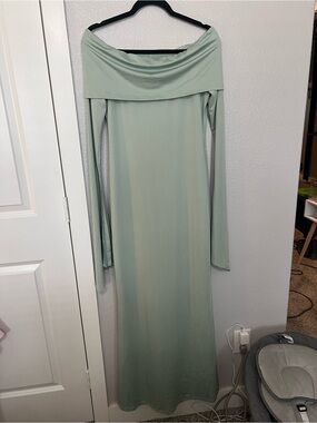 Off-Shoulder Long Sleeve Maxi Dress in Sage Green